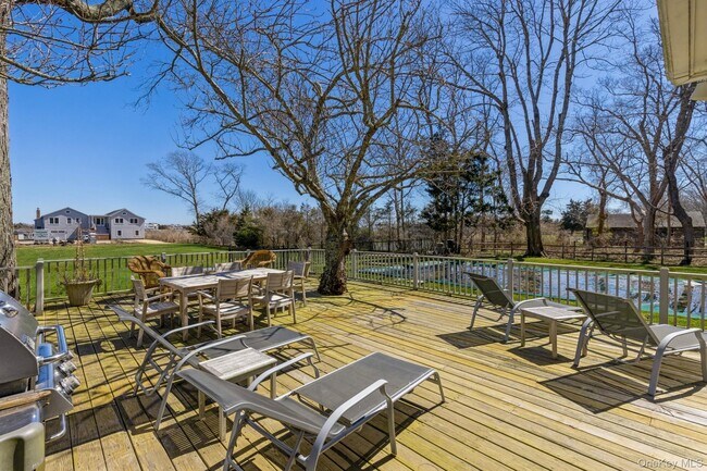 Building Photo - 29 Alden Ln