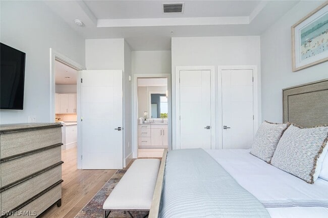 Building Photo - 101 8th St S