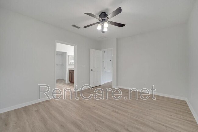 Building Photo - 1420 Marsh Meadow Ln