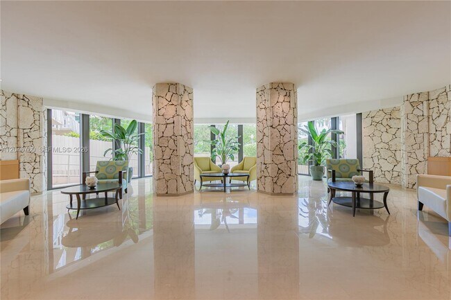 Building Photo - 1111 Crandon Blvd