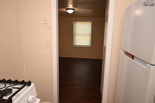 Building Photo - 4355 Boren Ave