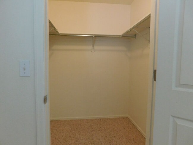 Building Photo - Townhome North GJ!!