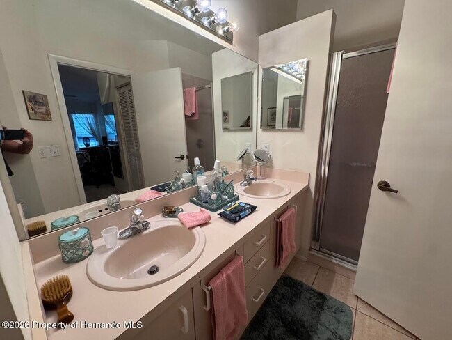 Building Photo - 2479 Hidden Trail Dr