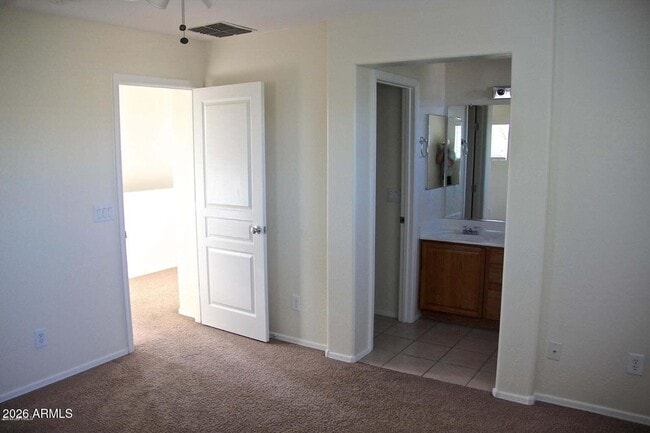 Building Photo - 1918 E Harrison St