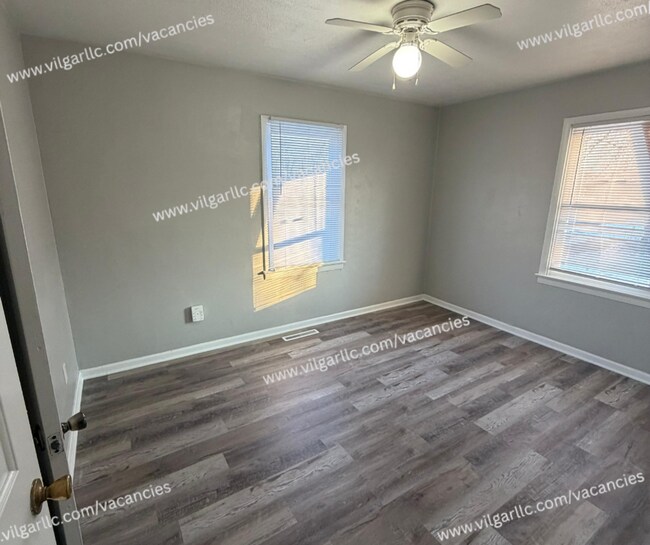 Building Photo - Discover comfort, convenience, and quality living in this beautifully updated 3-bedroom single-fa...