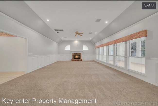 Building Photo - 4 br, 3.5 bath House - 5735 E 79th St