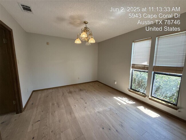 Building Photo - 5943 Cape Coral Dr