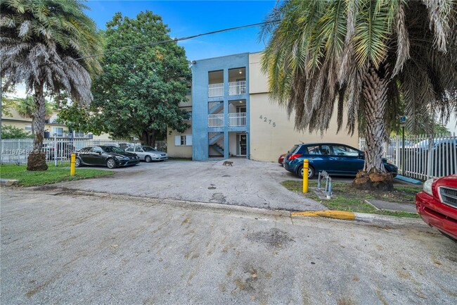 Building Photo - 4275 NW S Tamiami Canal Dr