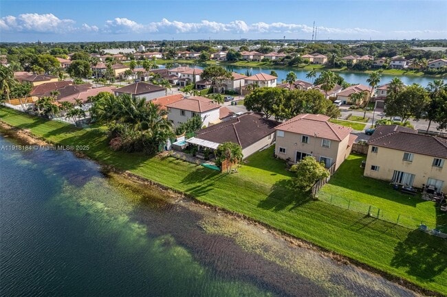 Building Photo - 12101 SW 135th Terrace