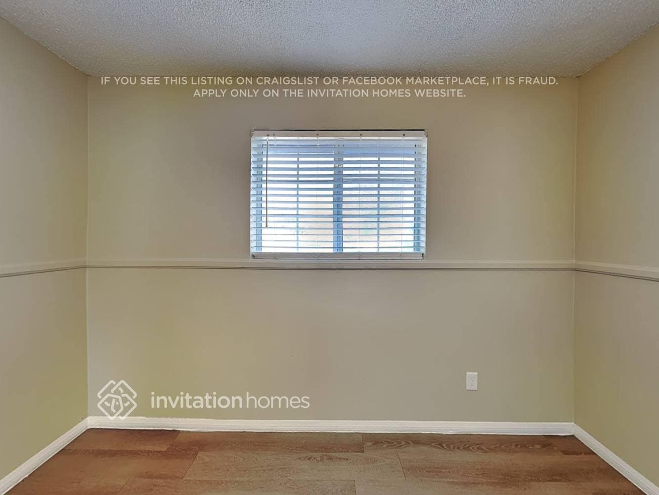 Building Photo - 243 E Cullumber Ave