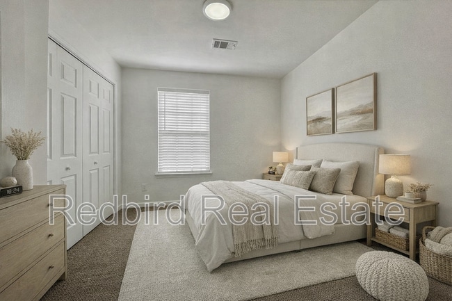 Building Photo - 1101 Downs Blvd