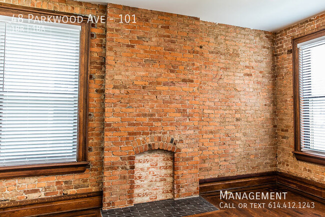 Building Photo - 48 Parkwood Ave