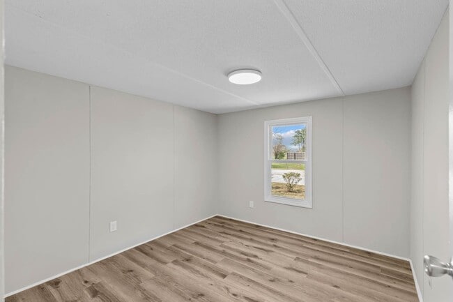 Building Photo - 100 Caviness Dr