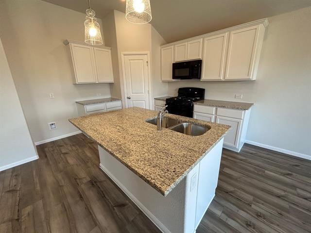 Building Photo - 1909 Indian Grass Dr