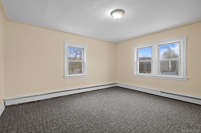 Building Photo - 1883 Bellmore Ave