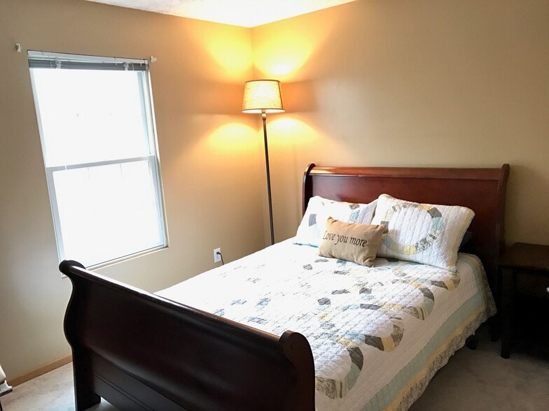 3rd bedroom - 122 Shay St