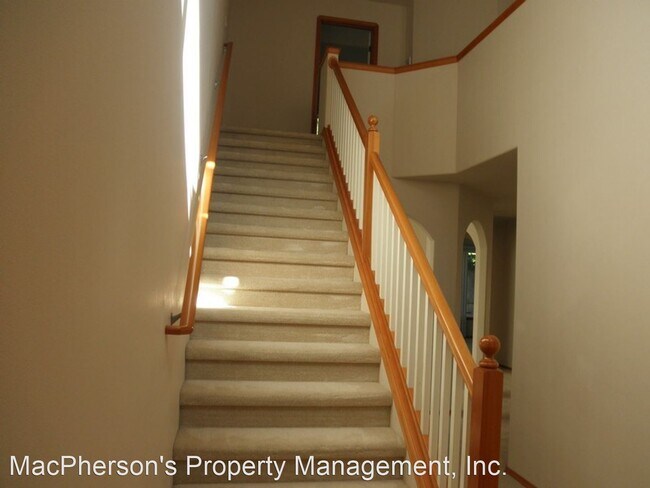 Building Photo - 3 br, 2.5 bath House - 7526 NE 204th Pl