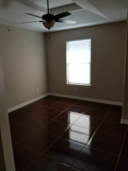 Building Photo - 2207 Taxco Ct