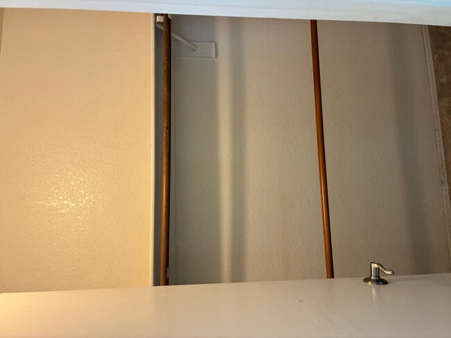 Building Photo - 5580 W Kesler St