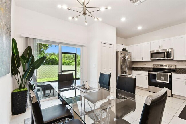 Building Photo - 2513 Sunray Venus Wy