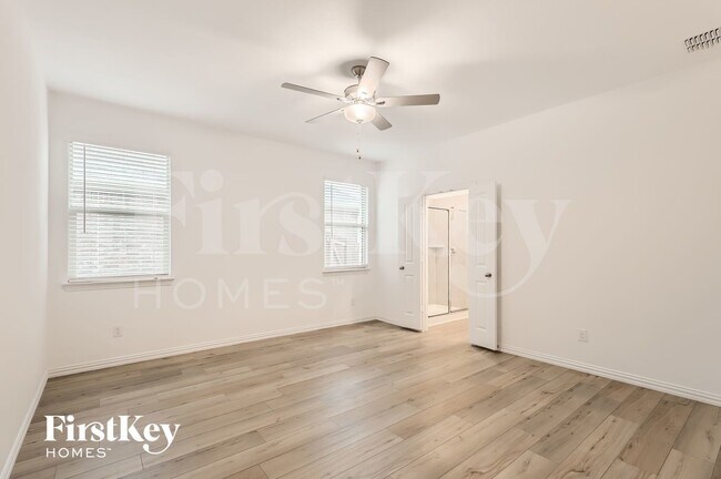 Building Photo - 5233 Rockrose Ln