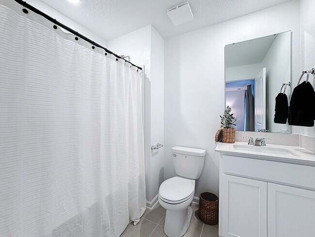 Building Photo - 5023 Barnet Dr