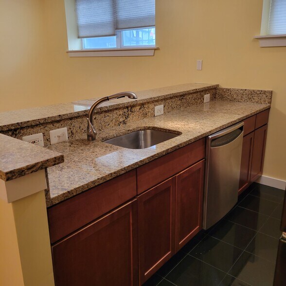 Building Photo - 2656 15th St NW