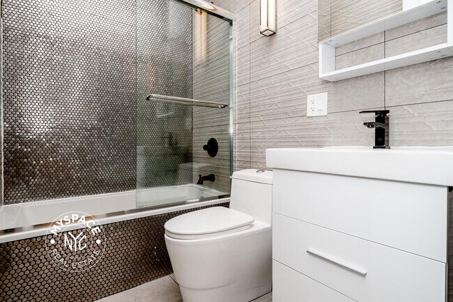 Building Photo - 67-02 60th St