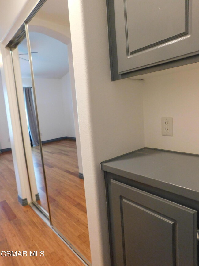 Building Photo - 728 Navito Way