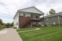 Building Photo - 1409 Paris Rd