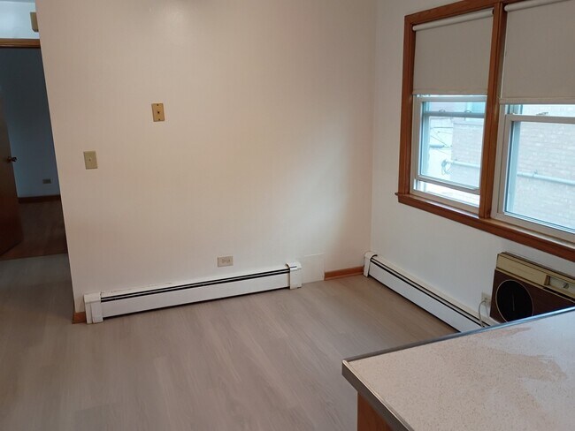 Building Photo - 8902 Wisner St