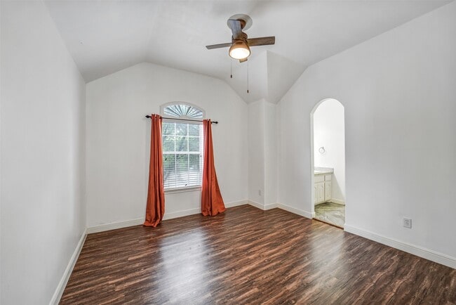 Building Photo - 16810 Noble Pass Ln