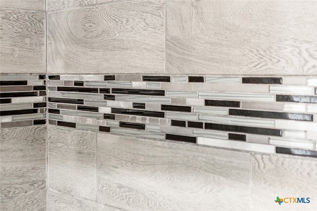 Building Photo - 1609 S 39th St