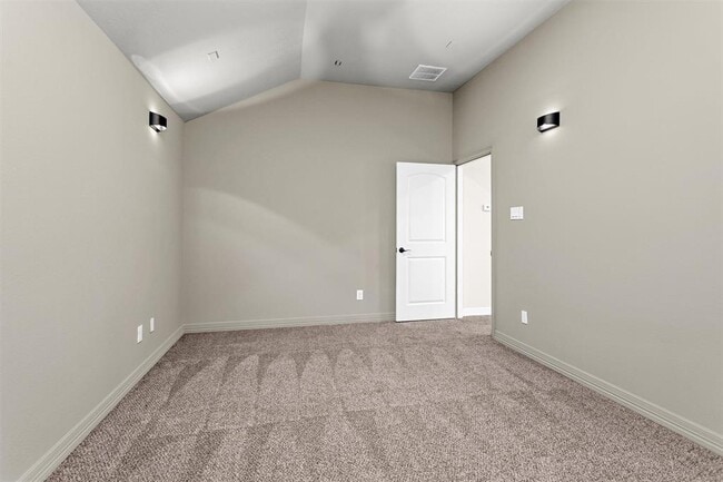 Building Photo - 24015 Richglen Court