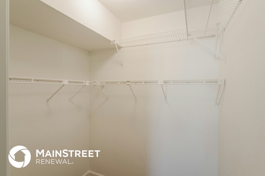 Building Photo - 2923 Black River Ln