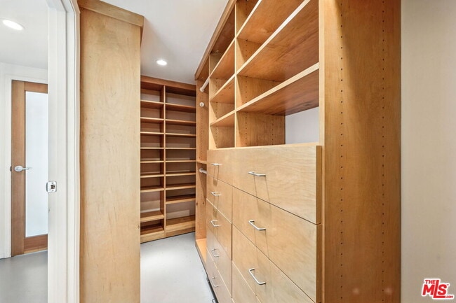 Building Photo - 1317 Devlin Dr