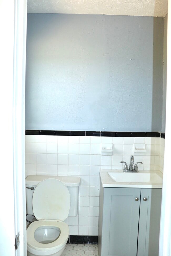 Building Photo - 49980 AL-21