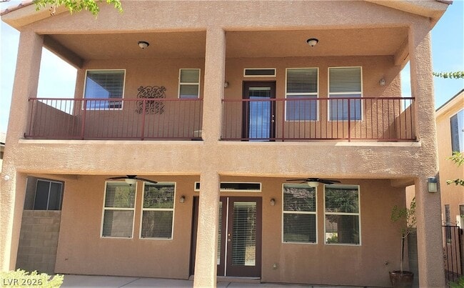 Building Photo - 2819 Dunnottar Ave