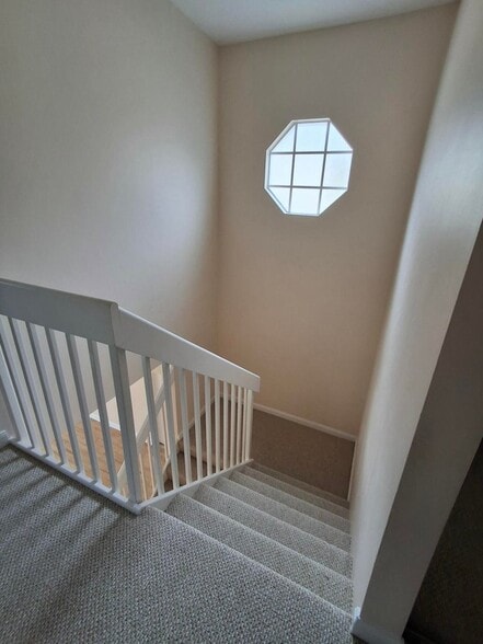 Building Photo - 156 Santa Barbara Way