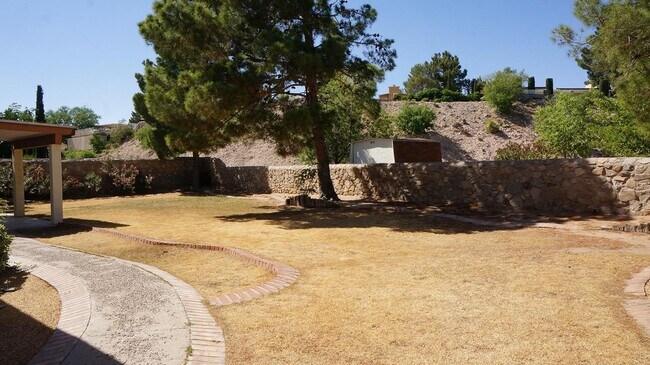 Building Photo - 6937 Villa Hermosa Dr