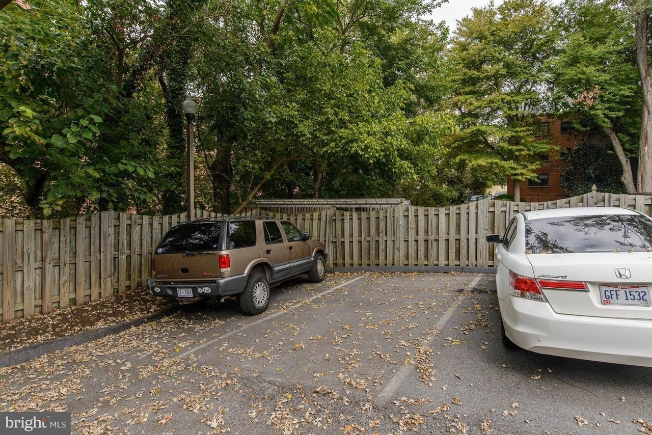 Parking included *example* - 2606 Tunlaw Rd NW