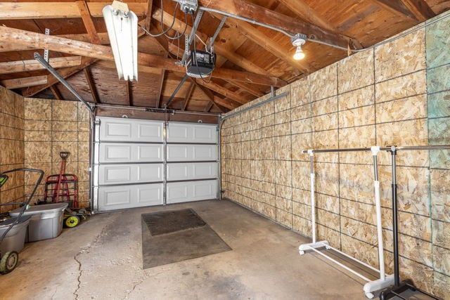 Building Photo - 6442 S Lockwood Ave