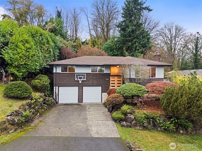 Building Photo - 3831 Letitia Ave S