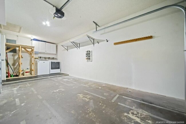 Building Photo - 4181 SW Egret Pond Terrace