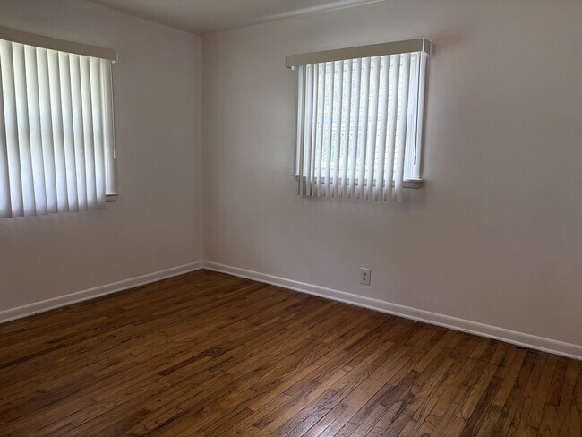 Building Photo - 5618 Marja St
