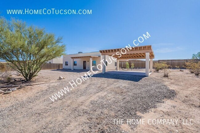 Building Photo - 5704, 5710-5718 E Hermans Road-HERMANS ROAD MARKETING