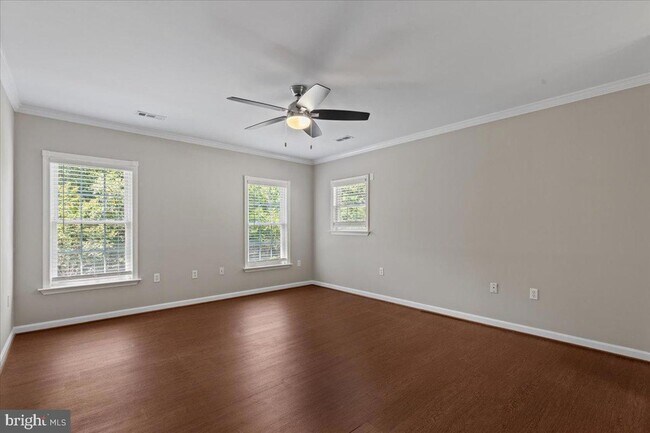 Building Photo - 28920 Livingston Dr