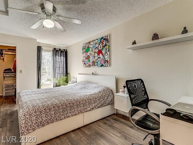 Building Photo - 2200 S Fort Apache Rd