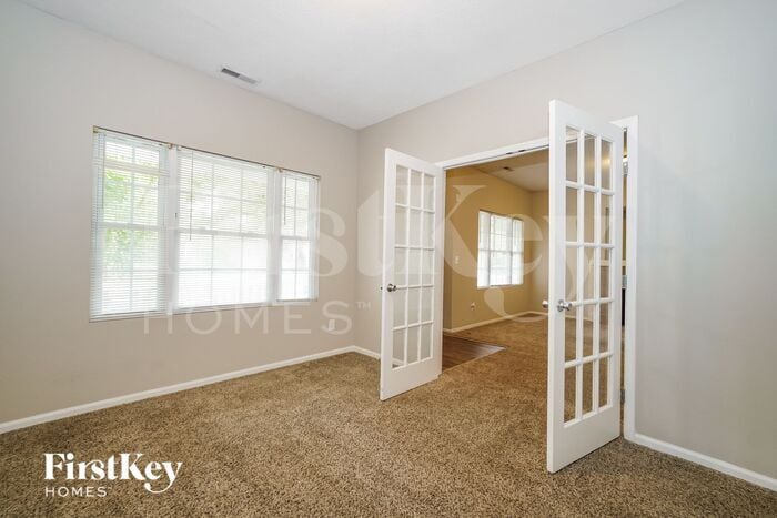 Building Photo - 4032 Summerstone Dr