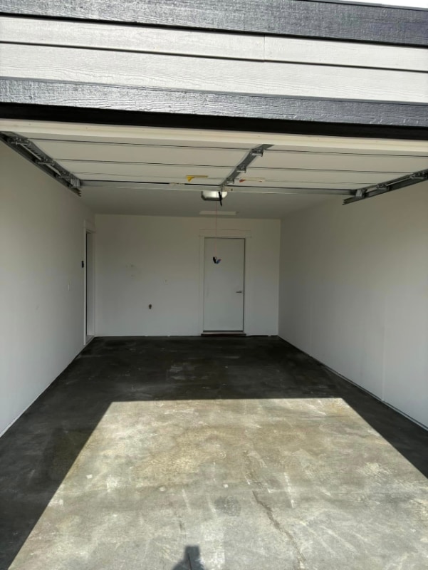 Building Photo - 36 W Hauser St